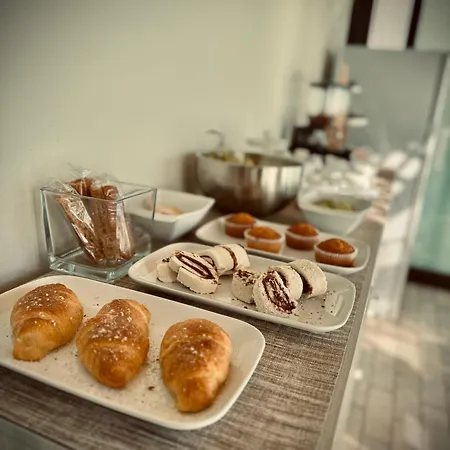 Freya Bed & Breakfast *